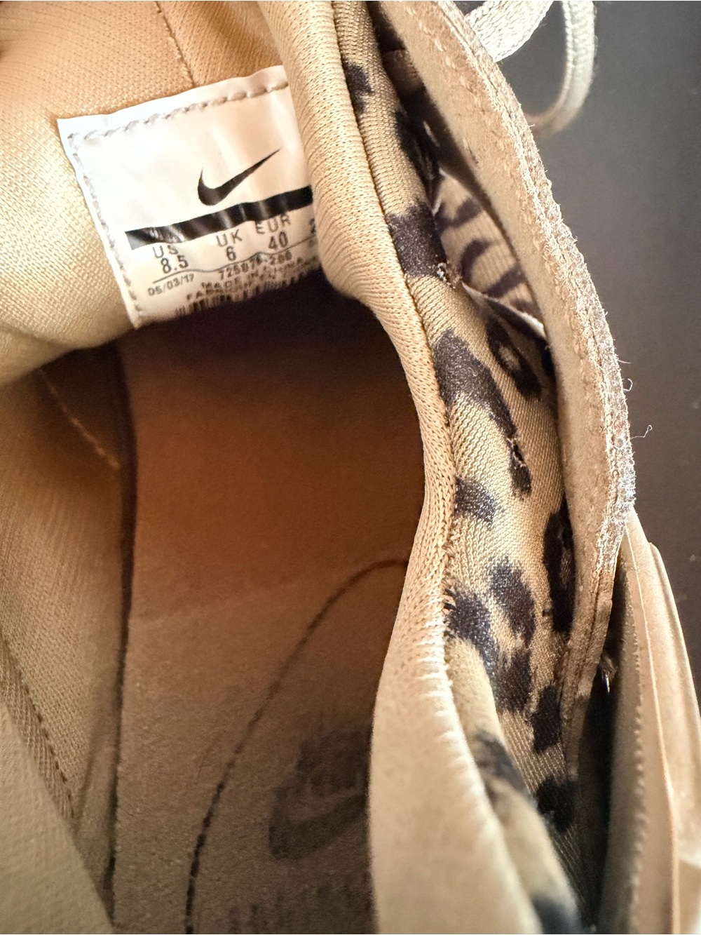 Nike huarache Leopard Print Sneakers - Picture 3 of 3